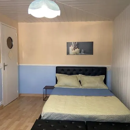 Maison De Vacances Avec Piscine Chauffee Et