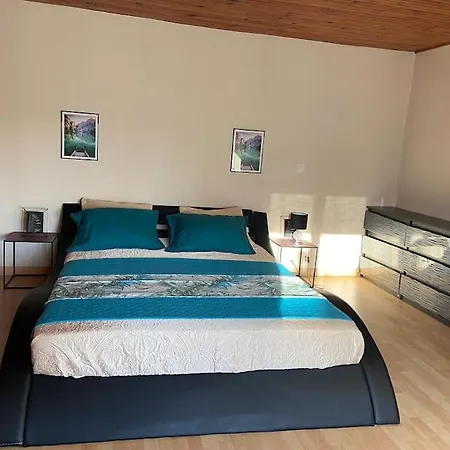 Maison De Vacances Avec Piscine Chauffee Et *