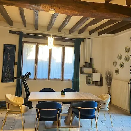 Maison De Vacances Avec Piscine Chauffee Et *